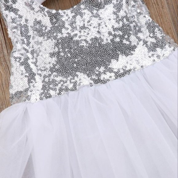 Frozen Wonderland Snowflakes Girl Outfit Clothes Dress New Year Sequin Tulle - Picture 4 of 5